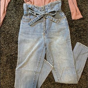 High waisted denim jeans.